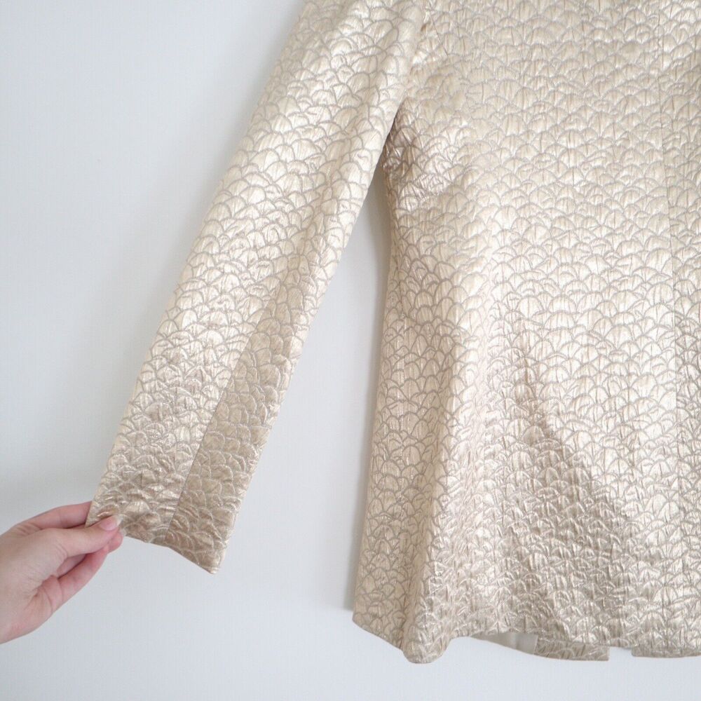 Akris US 10 Gold Lamé Collarless Jacket Button Front Longline - Picture 11 of 12